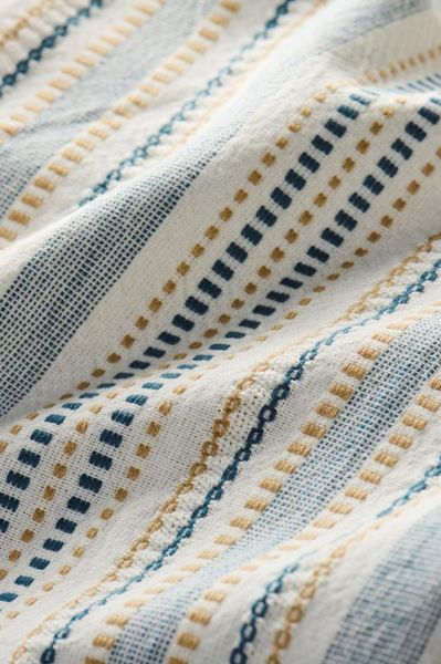 IB Laursen Kj&oslash;kkenh&aring;ndkle Celine hvit m/bl&aring;tt og beige m&oslash;nster