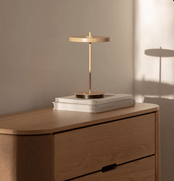 Umage Asteria Move Oppladbar Lampe Butter Yellow